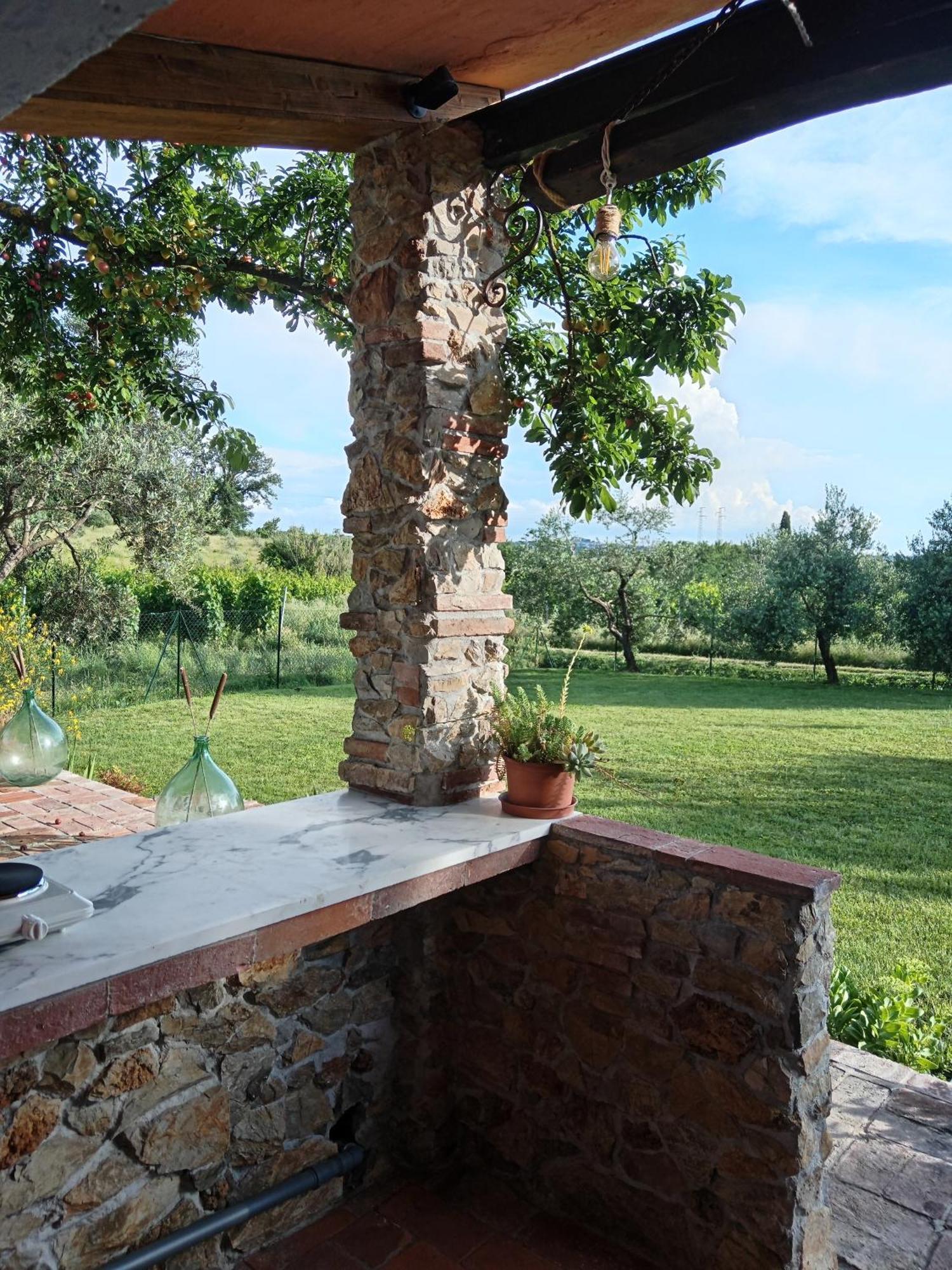 Casale - La Camera Di Leda Lamporecchio Exterior photo